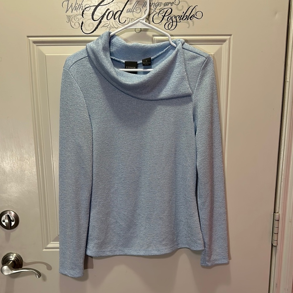 Copper Key women’s turtleneck size XL / box 32-7‎